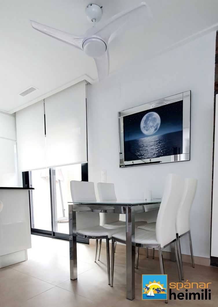 3 slaapkamer Villa te koop in Benijofar met zwembad - € 328.000 (Ref: 9404274)