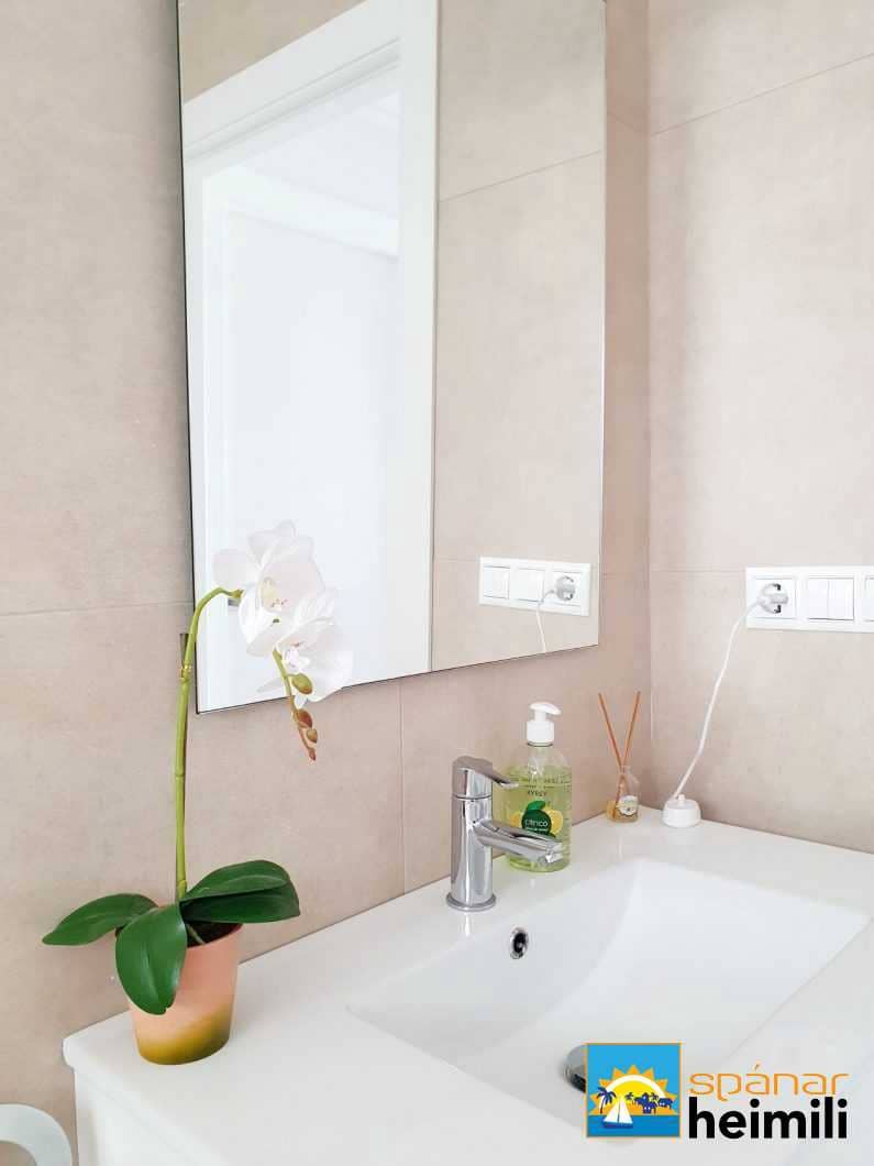 3 slaapkamer Villa te koop in Benijofar met zwembad - € 328.000 (Ref: 9404274)