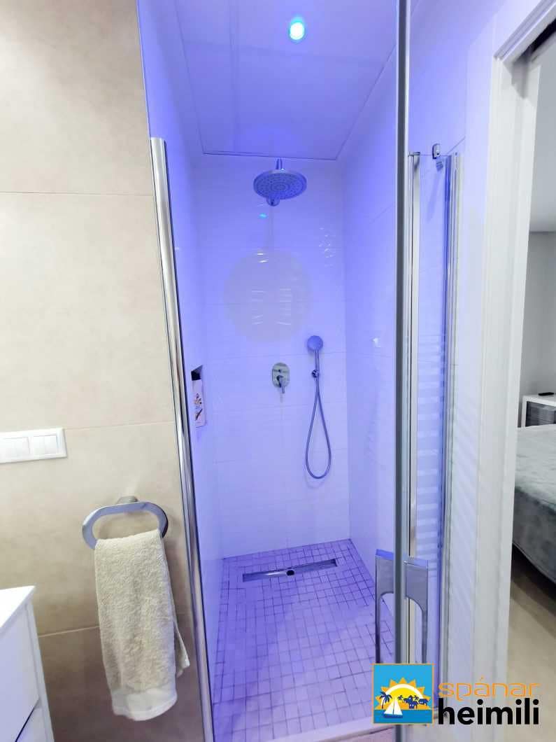 3 slaapkamer Villa te koop in Benijofar met zwembad - € 328.000 (Ref: 9404274)