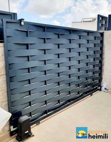 3 slaapkamer Villa te koop in Benijófar met zwembad - € 328.000 (Ref: 9404274)