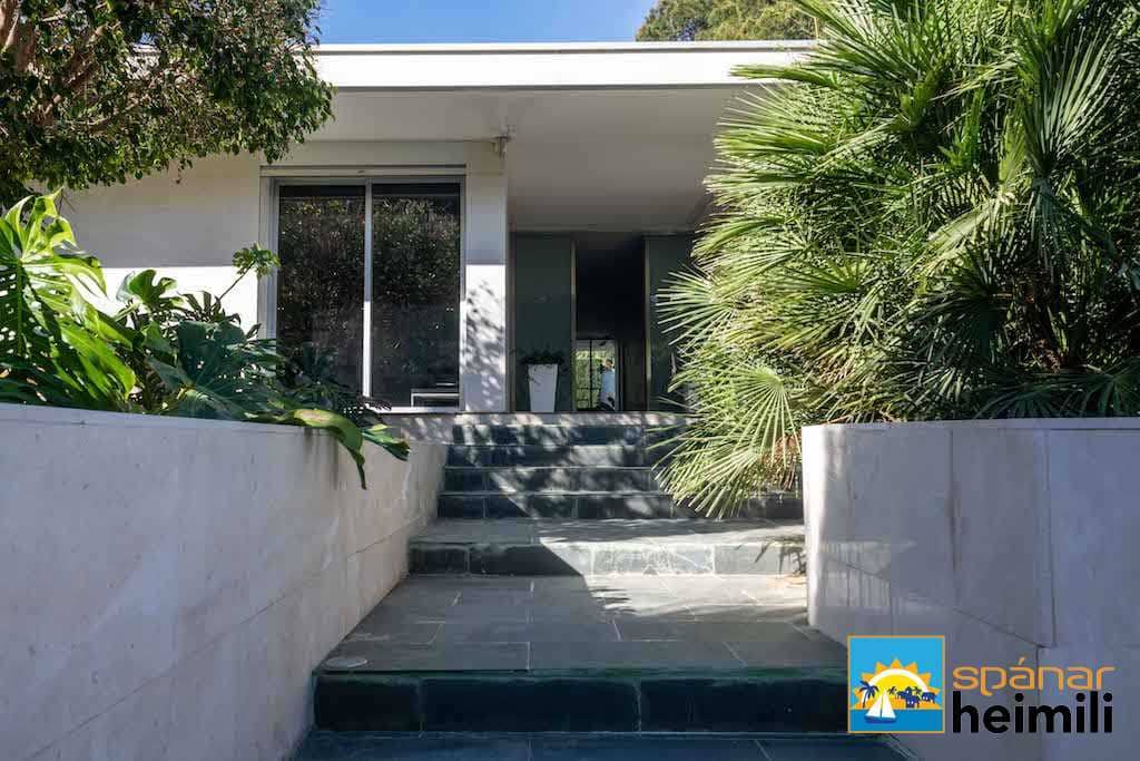 3 slaapkamer Villa te koop in Los Balcones met zwembad - € 805.000 (Ref: 9404275)