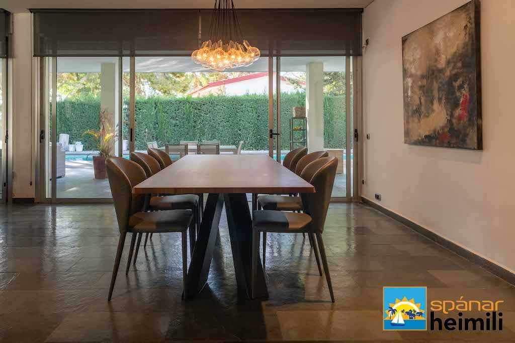 3 slaapkamer Villa te koop in Los Balcones met zwembad - € 805.000 (Ref: 9404275)