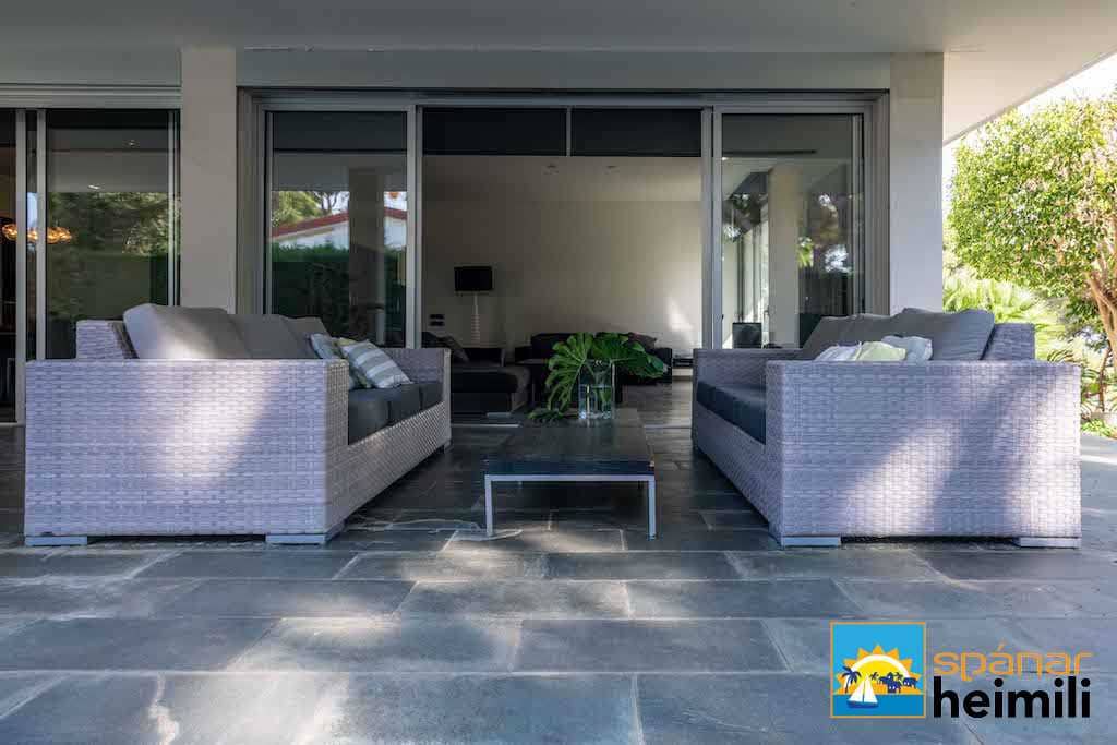 3 slaapkamer Villa te koop in Los Balcones met zwembad - € 805.000 (Ref: 9404275)