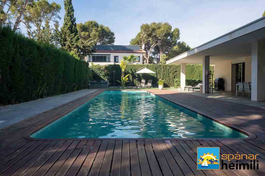 3 slaapkamer Villa te koop in Los Balcones met zwembad - € 805.000 (Ref: 9404275)