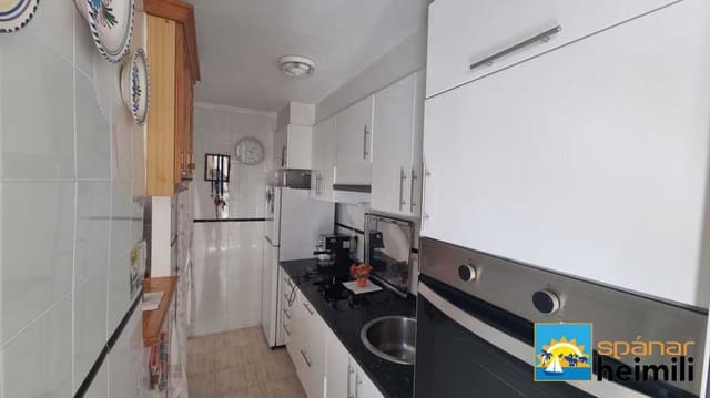 3 sovrum Semi-fristående Villa till salu i Torrevieja med pool - 164 000 € (Ref: 9404281)