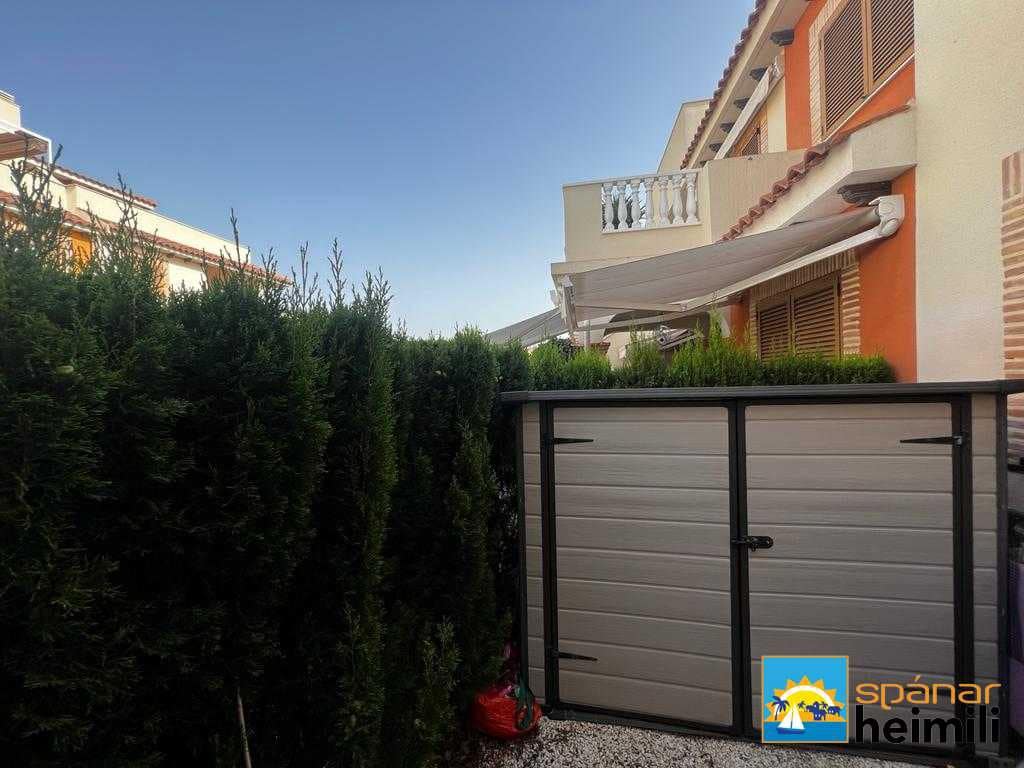 2 bedroom Apartment for sale in Playa Flamenca with pool - € 254,900 (Ref: 9404282)