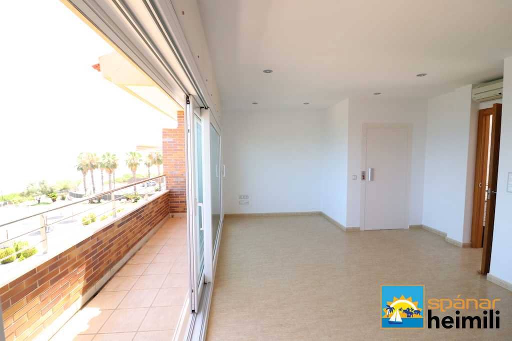 4 makuuhuone Omakotitalo myytävänä paikassa Cabo Roig mukana uima-altaan - 504 000 € (Ref: 9404284)