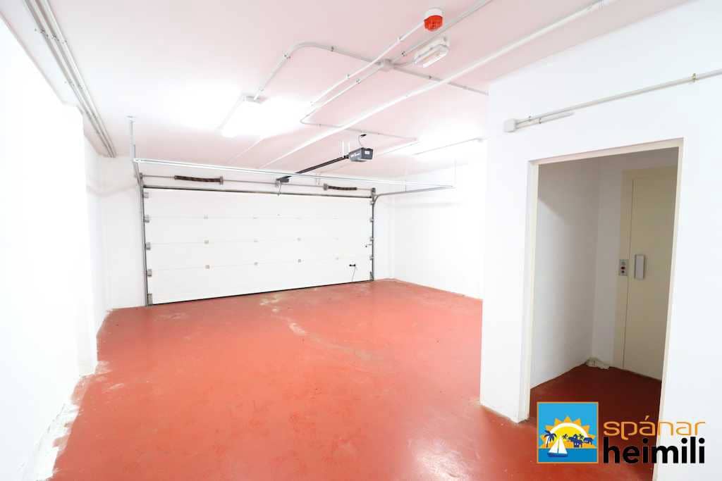 4 makuuhuone Omakotitalo myytävänä paikassa Cabo Roig mukana uima-altaan - 504 000 € (Ref: 9404284)