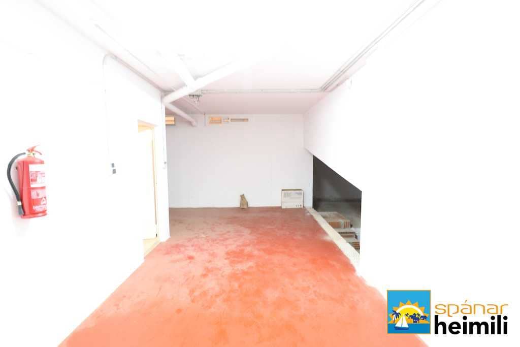 4 makuuhuone Omakotitalo myytävänä paikassa Cabo Roig mukana uima-altaan - 504 000 € (Ref: 9404284)