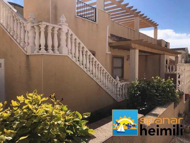 Apartamento de 2 habitaciones en Villamartin en venta con piscina - 137.500 € (Ref: 9404289)