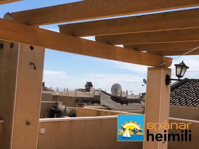 Apartamento de 2 habitaciones en Villamartin en venta con piscina - 137.500 € (Ref: 9404289)