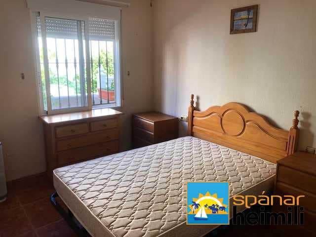 Apartamento de 2 habitaciones en Villamartin en venta con piscina - 137.500 € (Ref: 9404289)