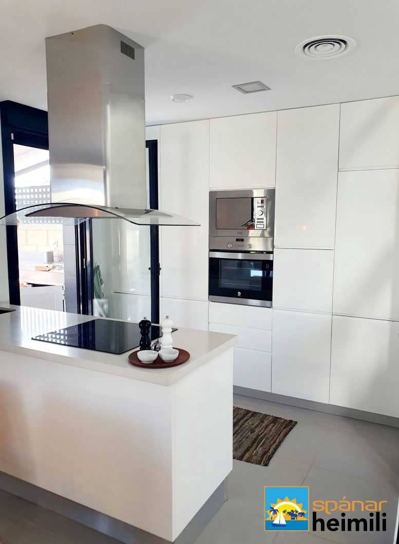 3 bedroom Villa for sale in Dona Pepa with pool - € 375,000 (Ref: 9404291)