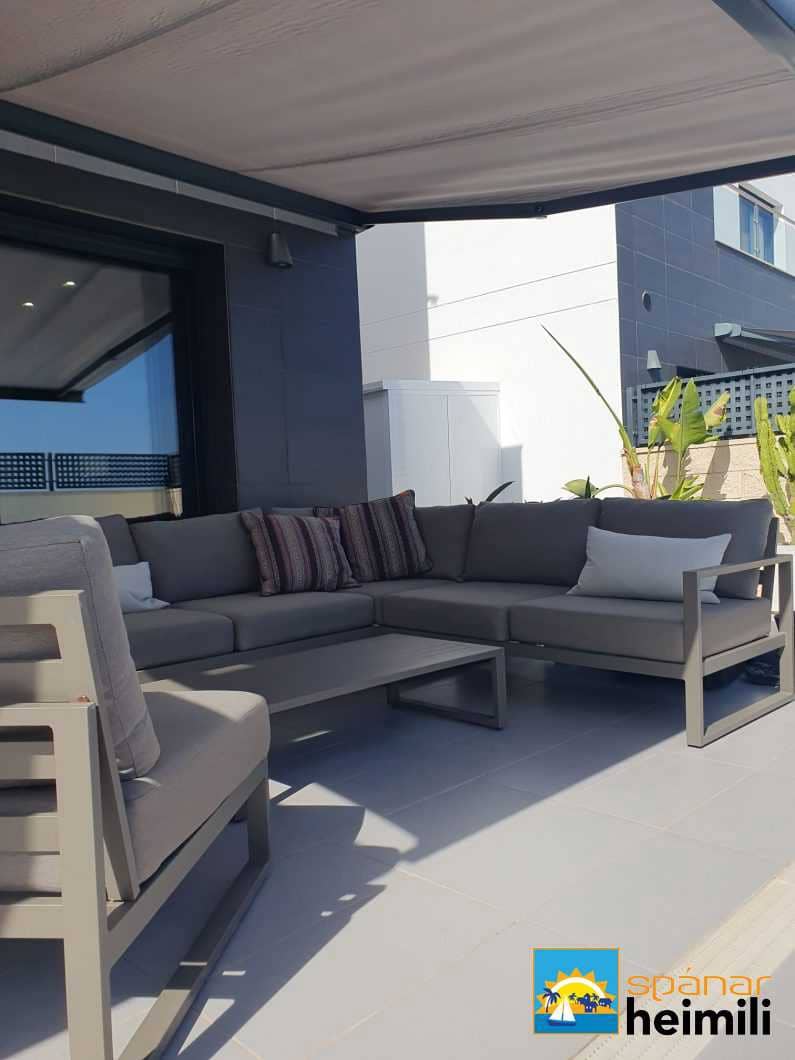 3 bedroom Villa for sale in Dona Pepa with pool - € 375,000 (Ref: 9404291)