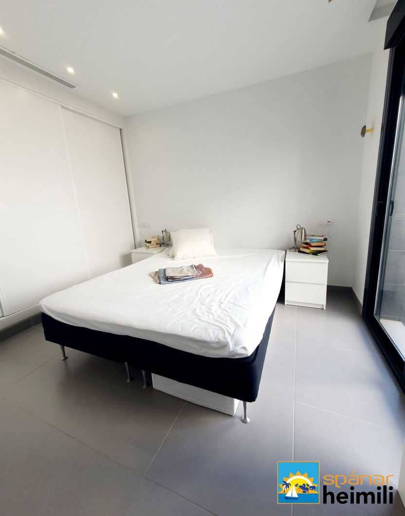 3 bedroom Villa for sale in Dona Pepa with pool - € 375,000 (Ref: 9404291)