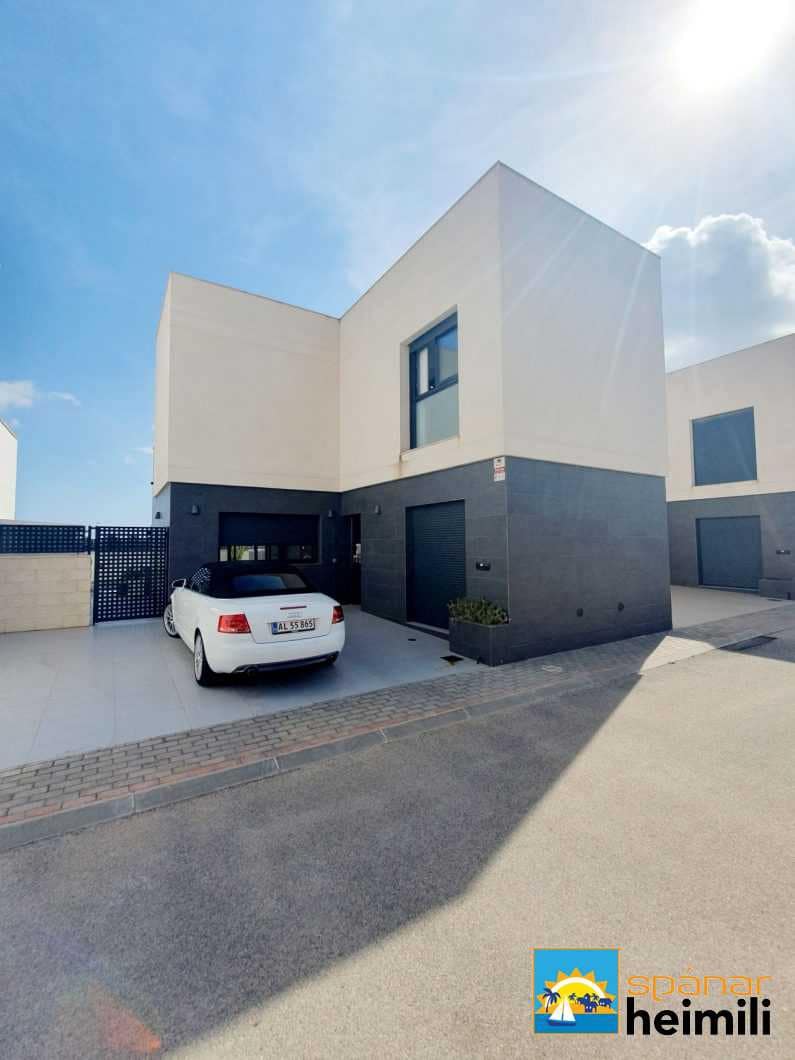 3 bedroom Villa for sale in Dona Pepa with pool - € 375,000 (Ref: 9404291)