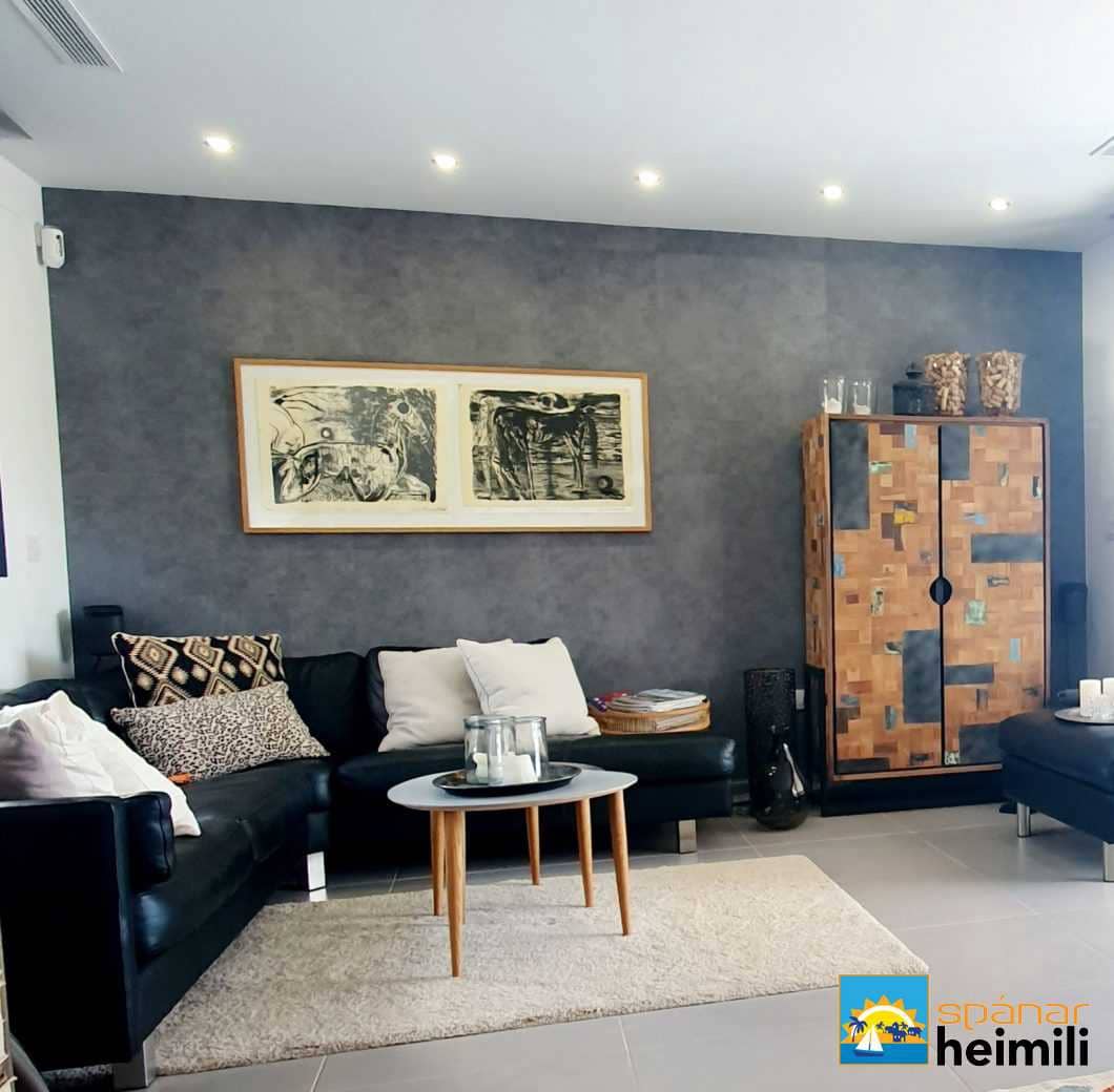 3 bedroom Villa for sale in Dona Pepa with pool - € 375,000 (Ref: 9404291)