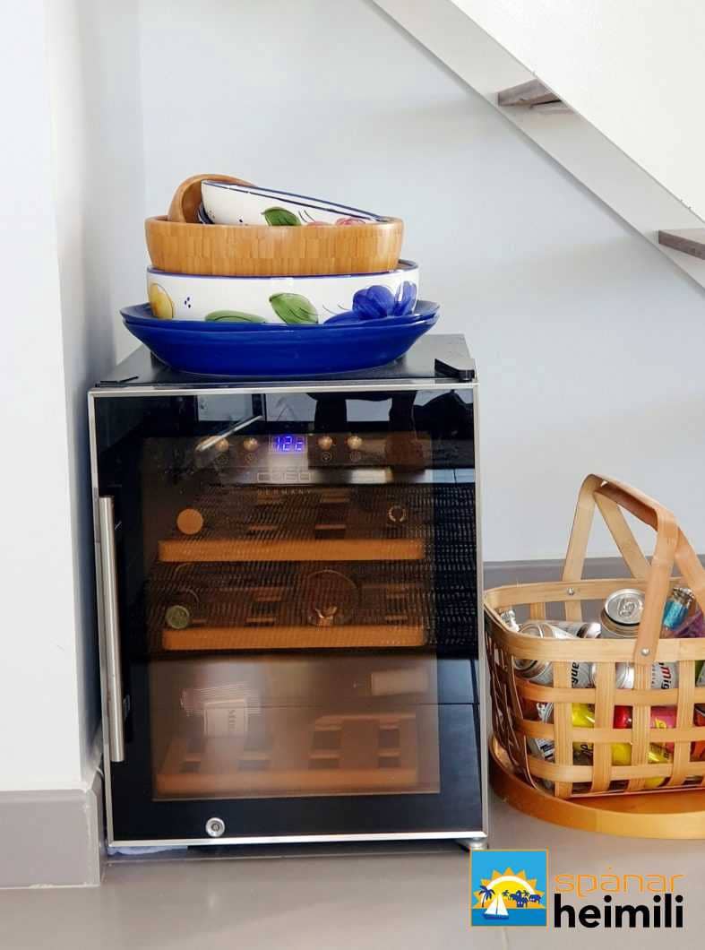 3 bedroom Villa for sale in Dona Pepa with pool - € 375,000 (Ref: 9404291)