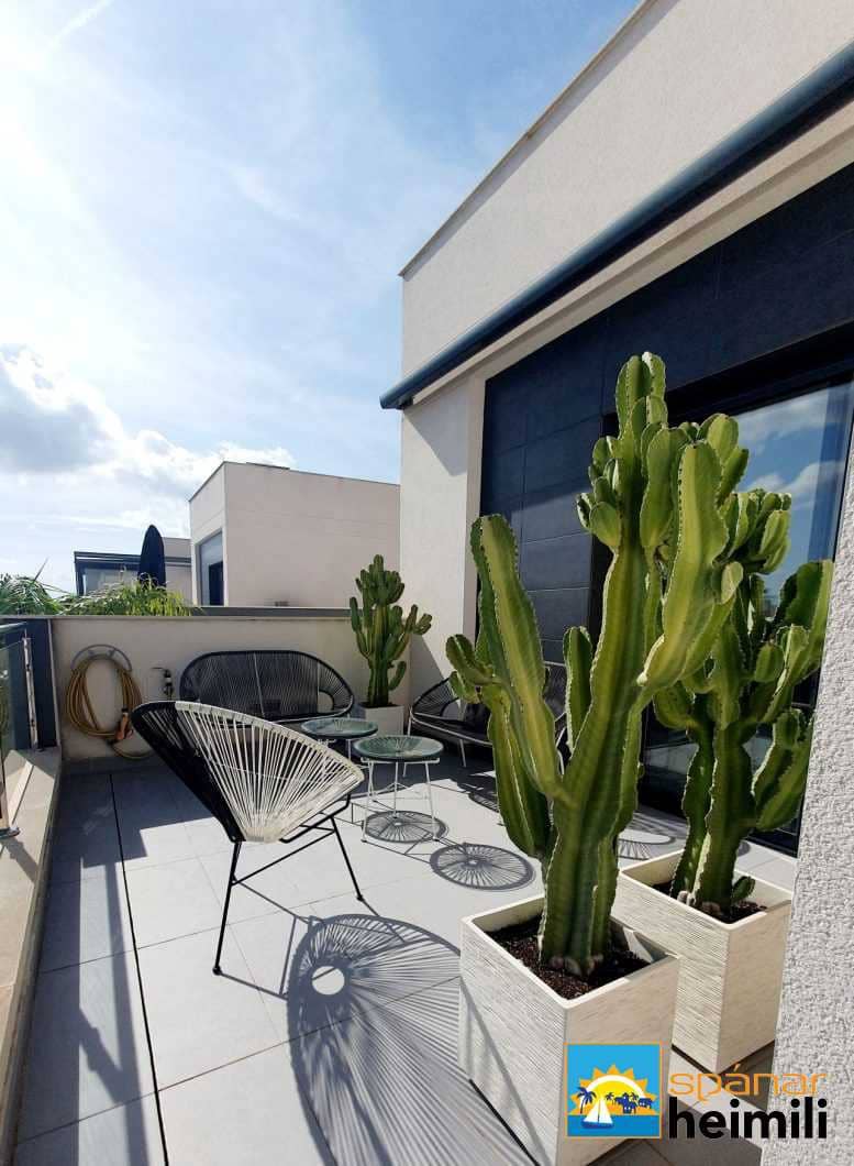 3 bedroom Villa for sale in Dona Pepa with pool - € 375,000 (Ref: 9404291)