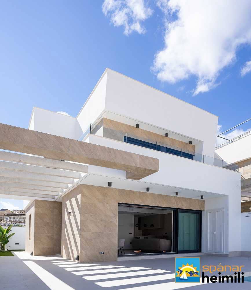 3 camera da letto Villa in vendita in Torrevieja con piscina - 399.000 € (Rif: 9404292)