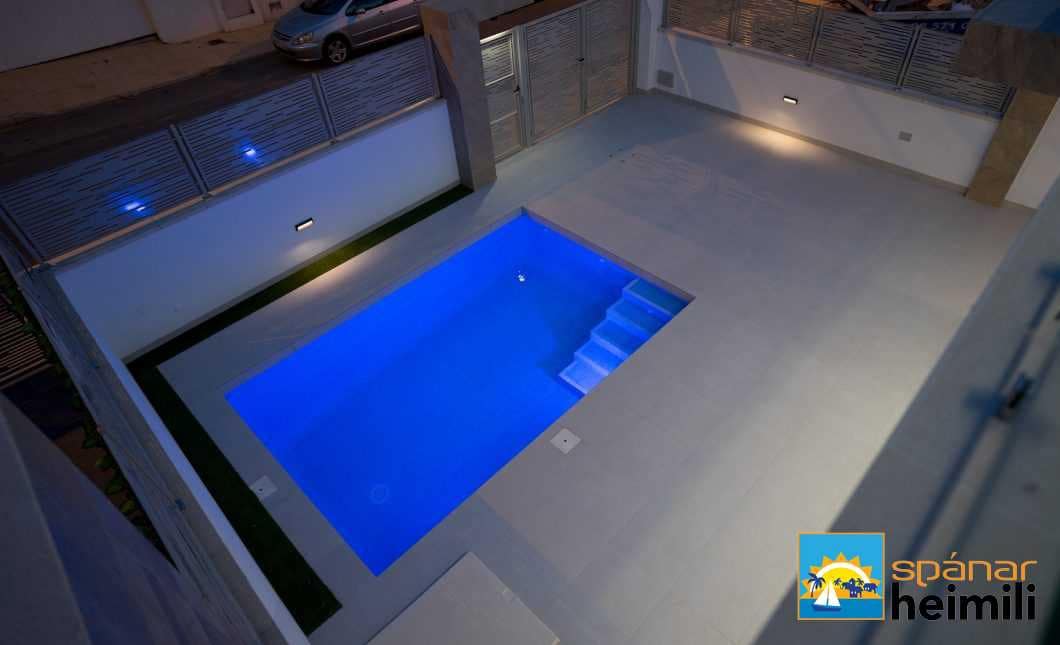3 camera da letto Villa in vendita in Torrevieja con piscina - 399.000 € (Rif: 9404292)