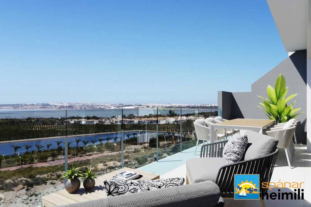 2 sypialnia Penthouse na sprzedaż w Los Balcones z basenem - 258 000 € (Ref: 9404294)