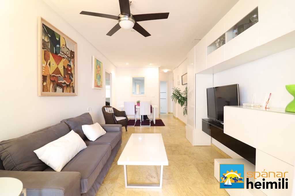 2 makuuhuone Omakotitalo myytävänä paikassa Cabo Roig mukana uima-altaan - 199 900 € (Ref: 9404295)