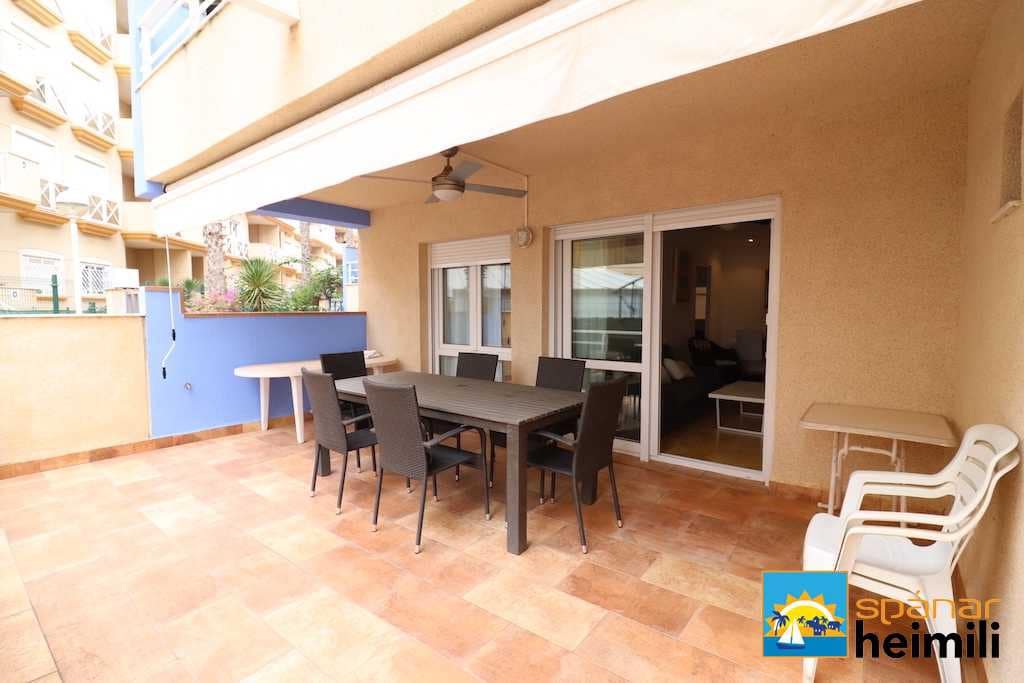 2 makuuhuone Omakotitalo myytävänä paikassa Cabo Roig mukana uima-altaan - 199 900 € (Ref: 9404295)