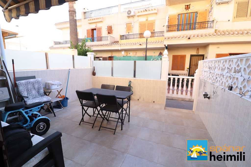 2 bedroom Apartment for sale in Playa Flamenca with pool - € 155,000 (Ref: 9404296)
