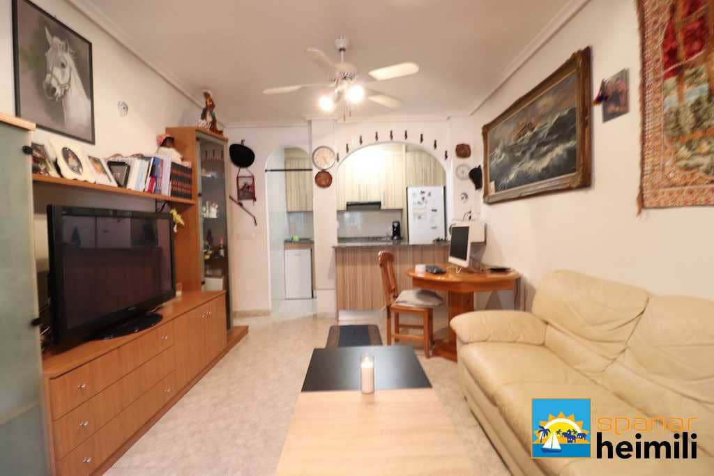 2 bedroom Apartment for sale in Playa Flamenca with pool - € 155,000 (Ref: 9404296)