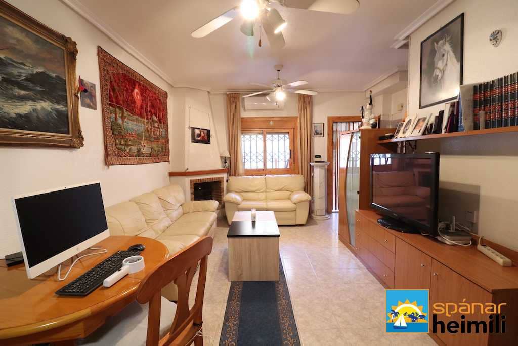 2 bedroom Apartment for sale in Playa Flamenca with pool - € 155,000 (Ref: 9404296)