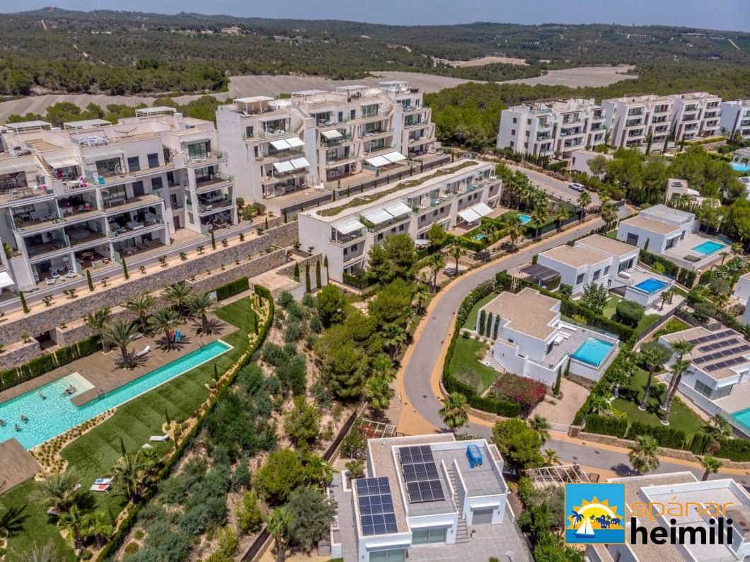 3 bedroom Apartment for sale in Las Colinas Golf with pool - € 559,000 (Ref: 9404298)