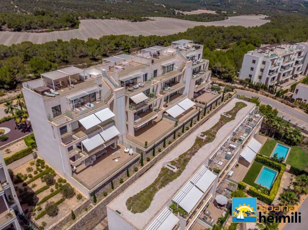 3 bedroom Apartment for sale in Las Colinas Golf with pool - € 559,000 (Ref: 9404298)