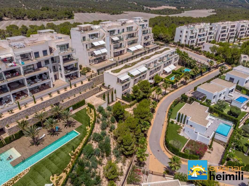 3 bedroom Apartment for sale in Las Colinas Golf with pool - € 559,000 (Ref: 9404298)