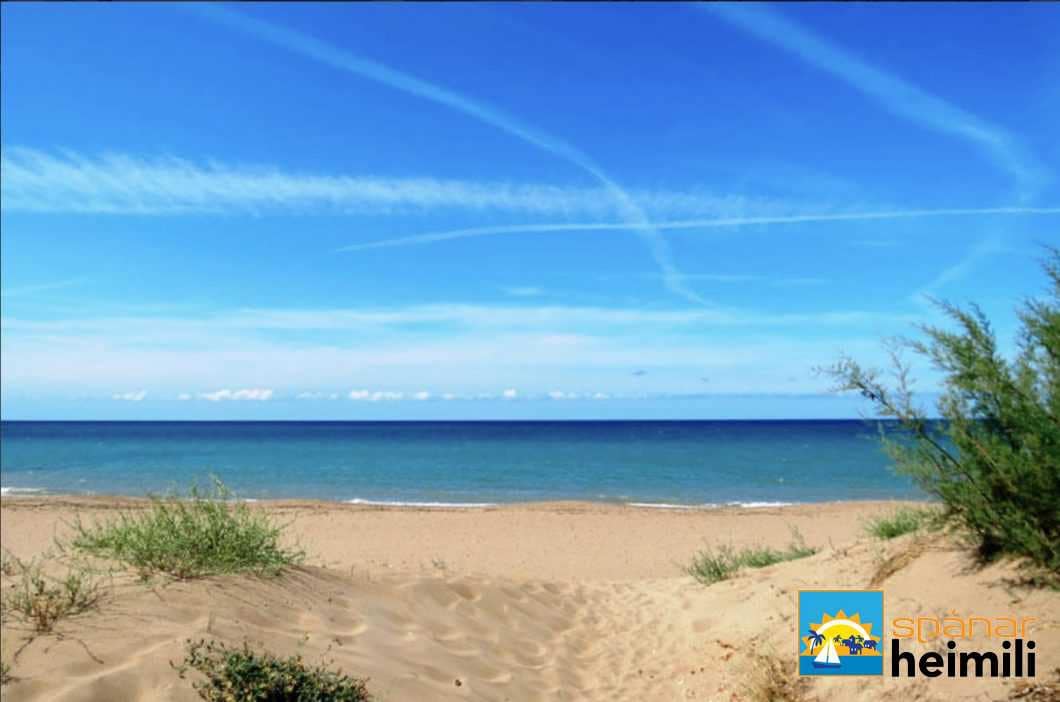 3 bedroom Townhouse for sale in Denia - € 438,000 (Ref: 9404299)