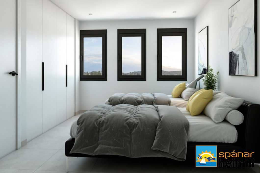 3 bedroom Townhouse for sale in Denia - € 438,000 (Ref: 9404299)