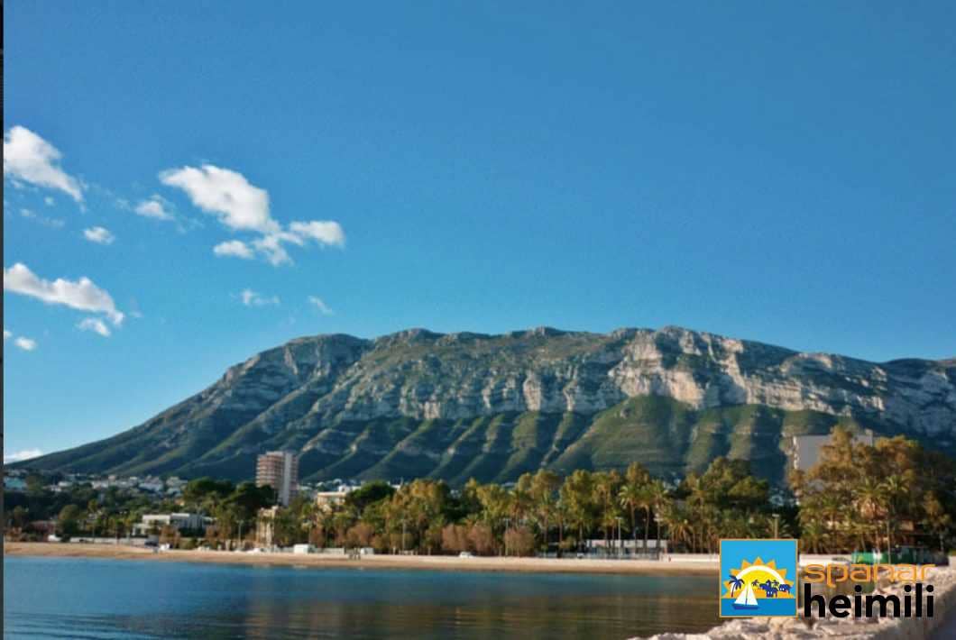 3 bedroom Townhouse for sale in Denia - € 438,000 (Ref: 9404299)