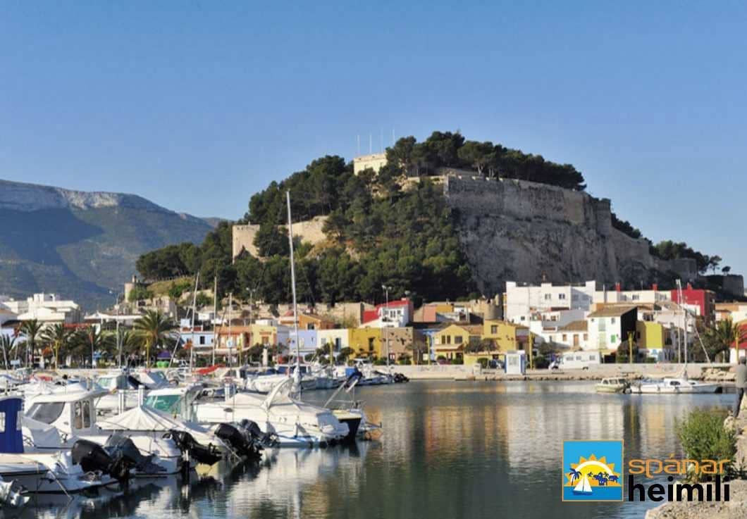 3 bedroom Townhouse for sale in Denia - € 438,000 (Ref: 9404299)