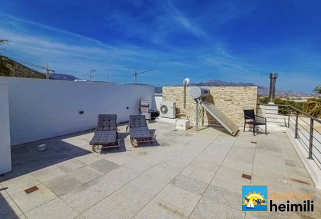 3 bedroom Villa for sale in Polop with pool - € 480,000 (Ref: 9404322)