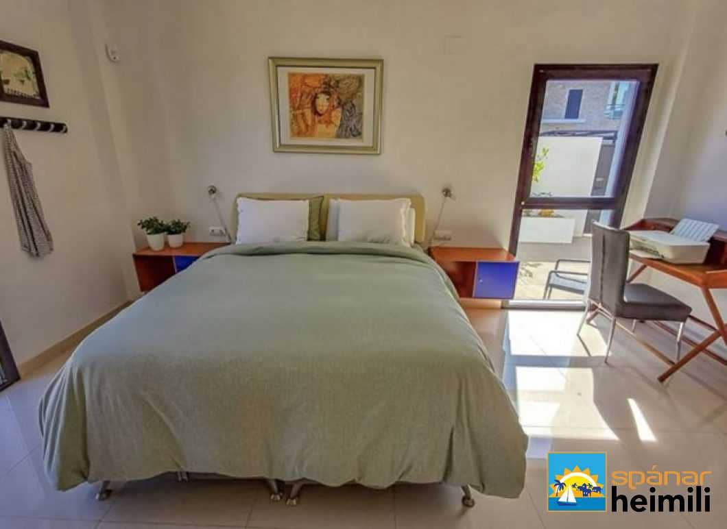 3 bedroom Villa for sale in Polop with pool - € 480,000 (Ref: 9404322)