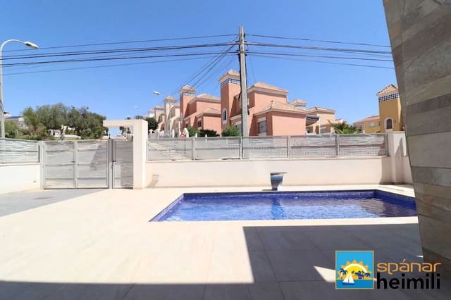 3 soverom Villa til salgs i San Miguel de Salinas med svømmebasseng - € 395 000 (Ref: 9404323)