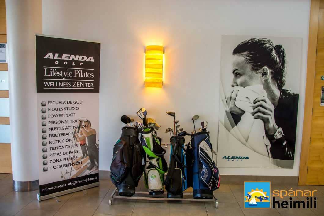 3 bedroom Apartment for sale in Monforte del Cid with pool - € 240,000 (Ref: 9404325)