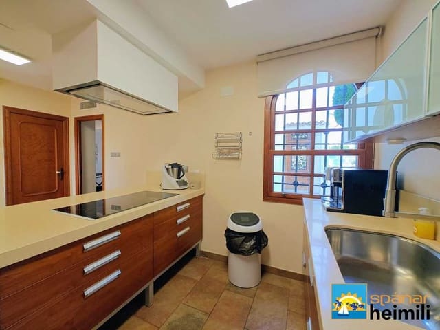 6 bedroom Villa for sale in Elche / Elx with pool - € 1,450,000 (Ref: 9404329)