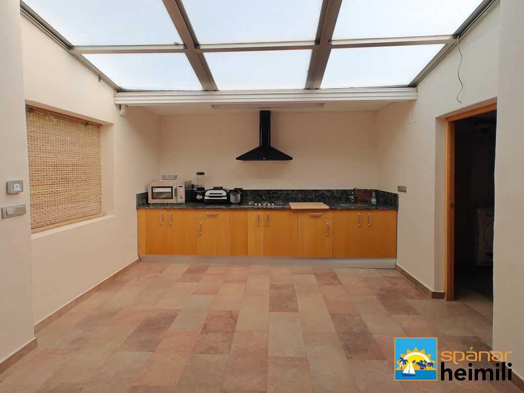 6 bedroom Villa for sale in Elche / Elx with pool - € 1,450,000 (Ref: 9404329)