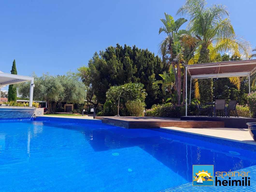 6 bedroom Villa for sale in Elche / Elx with pool - € 1,450,000 (Ref: 9404329)