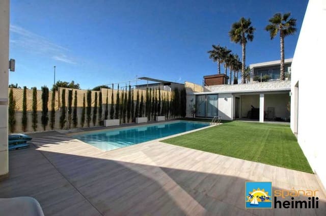 3 slaapkamer Villa te koop in Benijófar met zwembad - € 555.000 (Ref: 9404332)