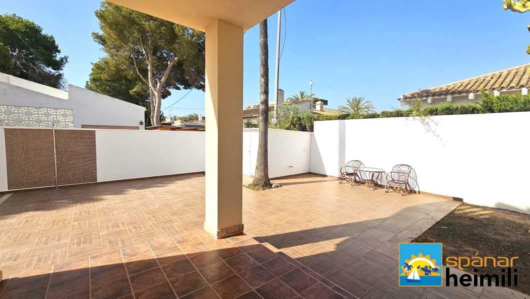 4 bedroom Villa for sale in Cabo Roig with pool - € 925,000 (Ref: 9404333)
