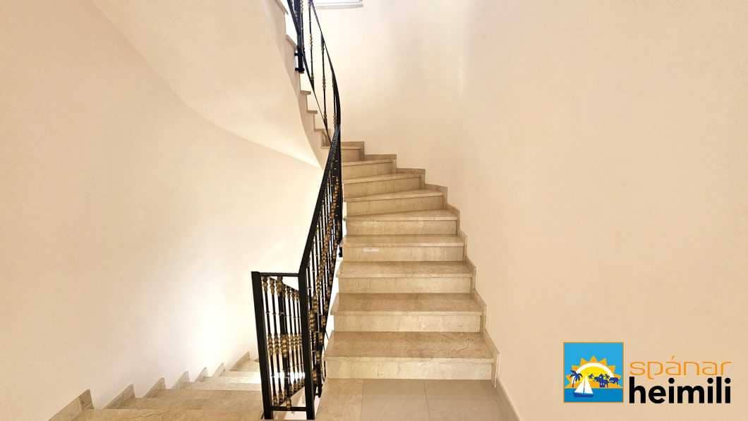 4 bedroom Villa for sale in Cabo Roig with pool - € 925,000 (Ref: 9404333)