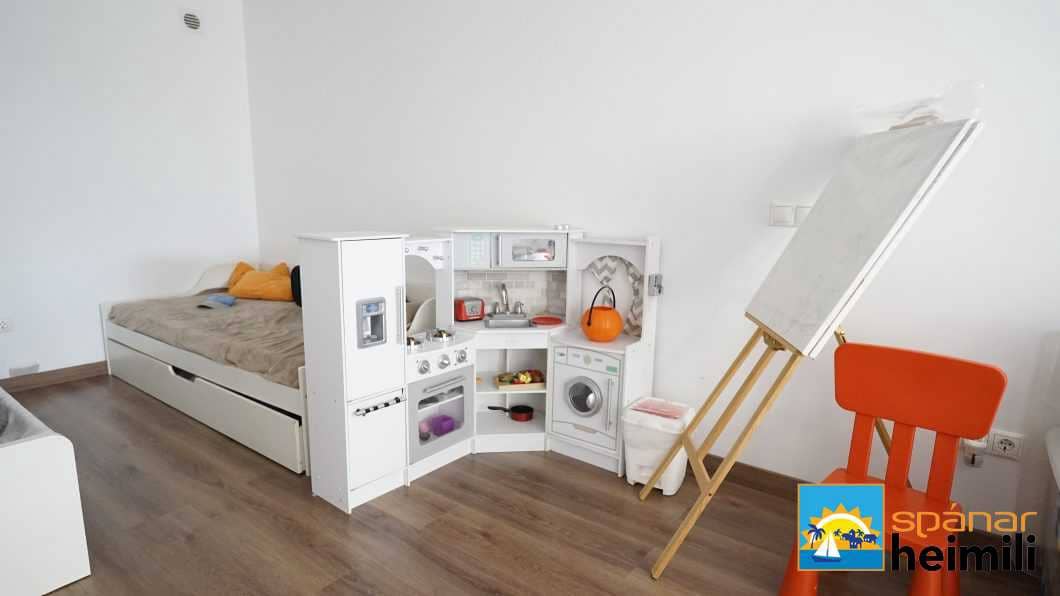 4 bedroom Villa for sale in Rojales with pool - € 661,000 (Ref: 9404335)