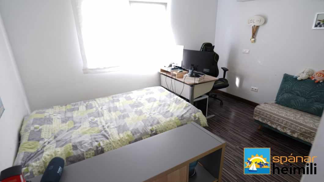 4 bedroom Villa for sale in Rojales with pool - € 661,000 (Ref: 9404335)